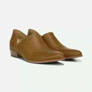 Naturalizer Carlyn Tan Slip-On Pointed Toe Bootie Size 9 Wide